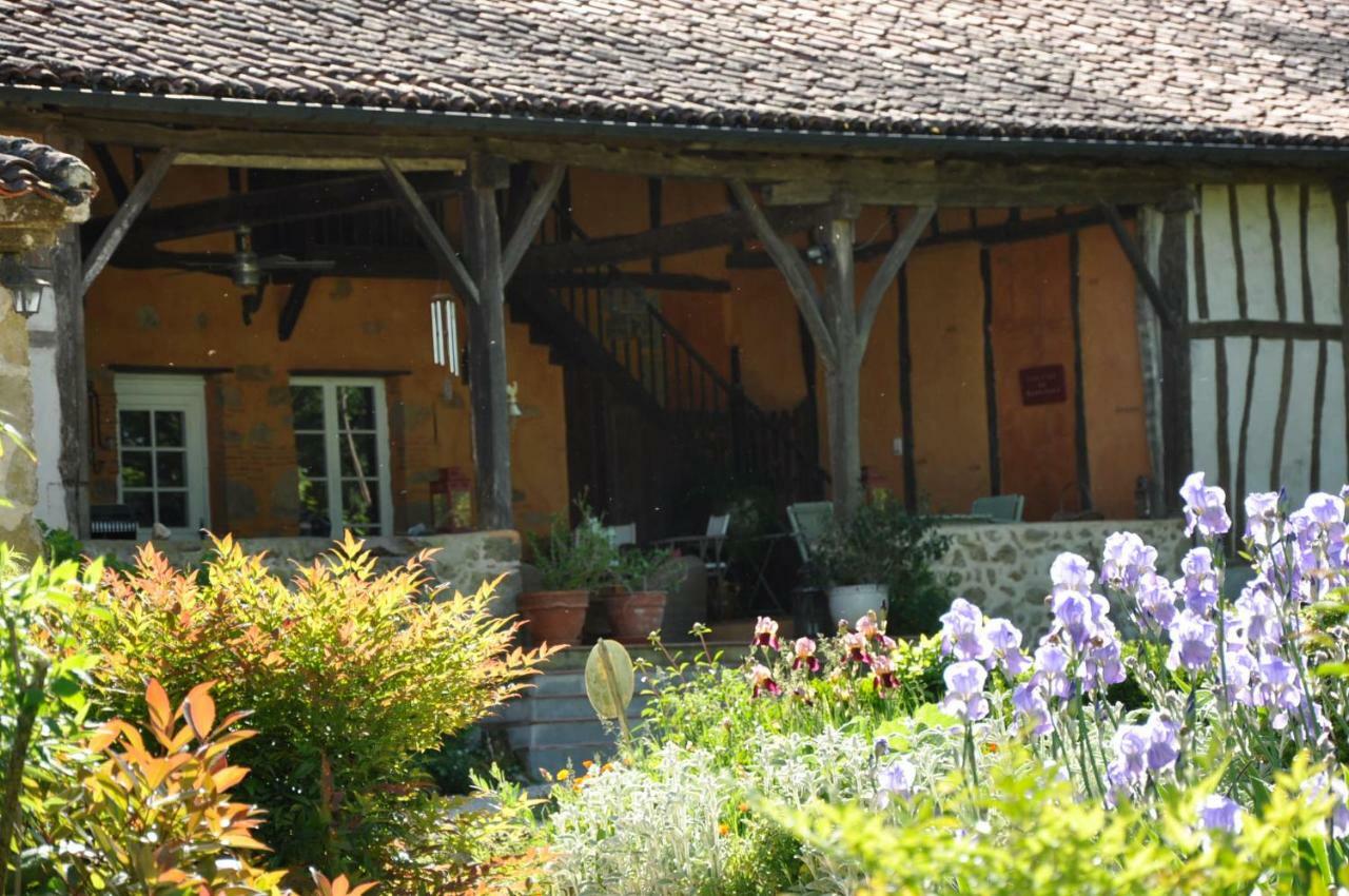 Domaine De Hongrie Hotel Nogaro Exterior foto